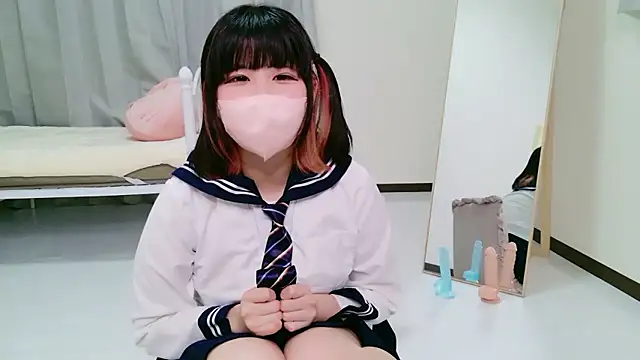 RAIMU CHAN online show from 10, 4, 2026