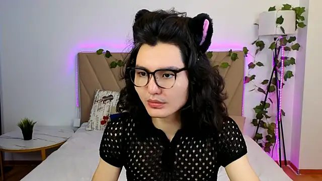 FormOverFear online show from 10, 6, 2026