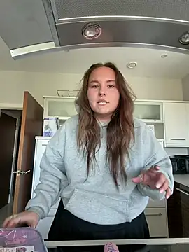 Hollpopss online show from 23, 4, 2026