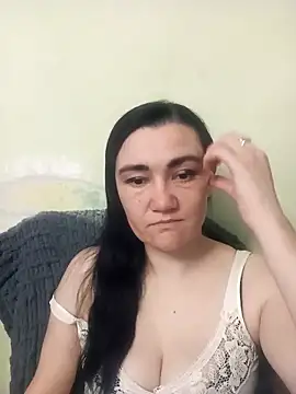 Snapshot of AlissaSecret chatting on 6, 4, 2026 AlissaSecret online show from 6, 4, 2026