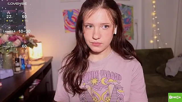 bikinibottom001 online show from 5, 4, 2026