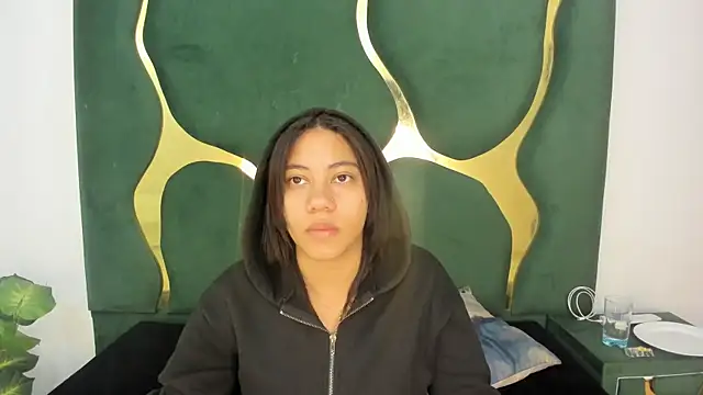 Daphne cuteht online show from 22, 4, 2026