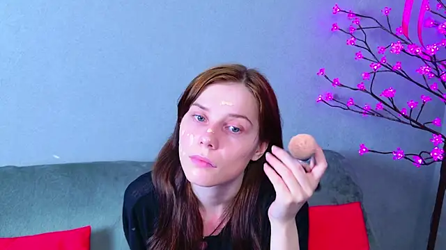 CleoBloom  online show from 5, 7, 2026