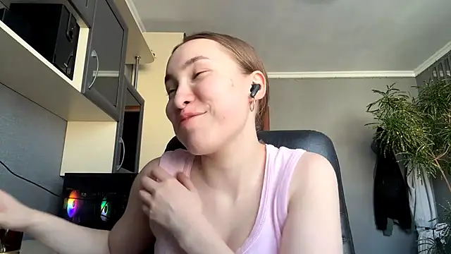 Milaissocute online show from 21, 5, 2026