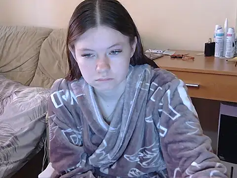 JessicaHolland1 online show from 5, 5, 2026