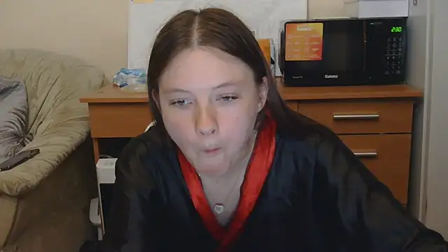 JessicaHolland1 online show from 8, 7, 2026