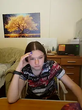 JessicaHolland1 online show from 21, 6, 2026