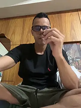 LucasGostoso30 online show from 11, 4, 2026