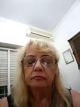 MatureElegantWidow online show from 15, 4, 2026