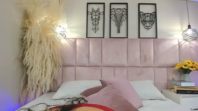 Snapshot of Vaithiare_stone chatting on 11, 4, 2026 Vaithiare stone online show from 11, 4, 2026