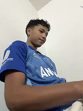 Snapshot of ETTE_MOON chatting on 6, 4, 2026 ETTE MOON online show from 6, 4, 2026