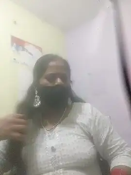 Snapshot of SEEMA_012 chatting on 13, 4, 2026 SEEMA 012 online show from 13, 4, 2026