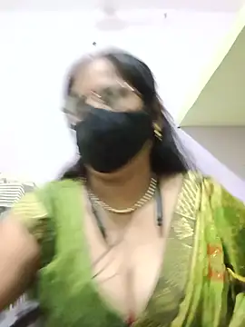 Snapshot of SEEMA_012 chatting on 28, 5, 2026 SEEMA 012 online show from 28, 5, 2026