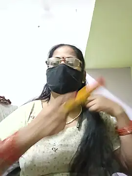 Snapshot of SEEMA_012 chatting on 26, 5, 2026 SEEMA 012 online show from 26, 5, 2026