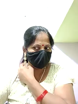 Snapshot of SEEMA_012 chatting on 8, 5, 2026 SEEMA 012 online show from 8, 5, 2026