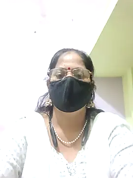 Snapshot of SEEMA_012 chatting on 15, 5, 2026 SEEMA 012 online show from 15, 5, 2026