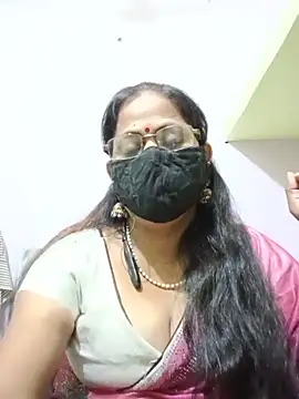 Snapshot of SEEMA_012 chatting on 21, 5, 2026 SEEMA 012 online show from 21, 5, 2026