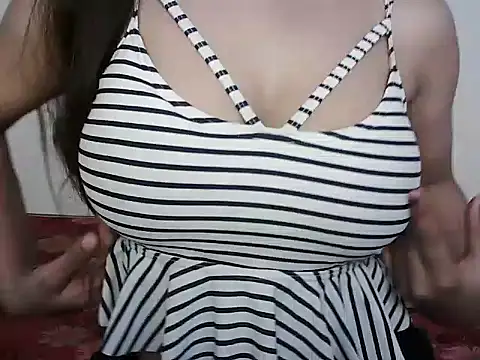 Snapshot of Latina_pihu chatting on 9, 4, 2026 Latina pihu online show from 9, 4, 2026