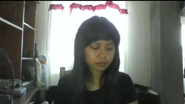Snapshot of BethelScholnick chatting on 8, 4, 2026 BethelScholnick online show from 8, 4, 2026