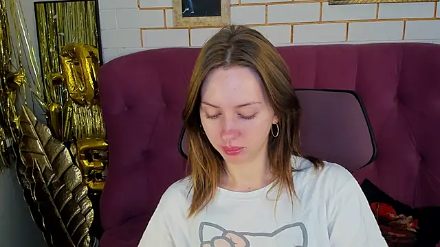 MeganClapp online show from 30, 5, 2026