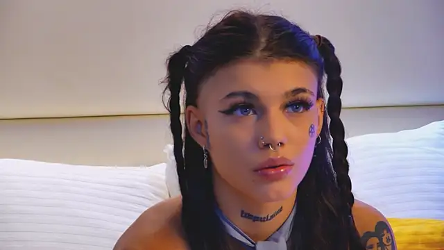 YasminnStorm online show from 3, 5, 2026