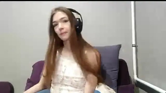 amnamiXx online show from 4, 4, 2026