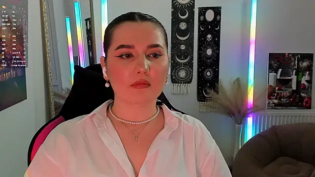 SourCherry   online show from 19, 5, 2026
