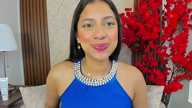 Atiena  online show from 30, 6, 2026