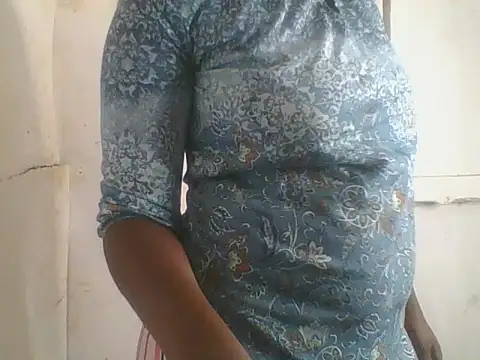 Luluza1 online show from 7, 4, 2026