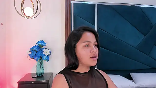 AprilMiiller online show from 19, 5, 2026