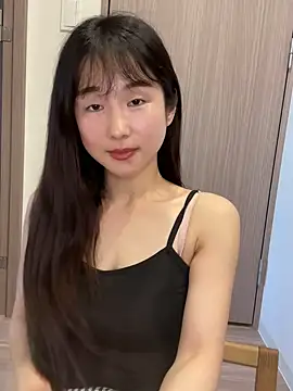 Hinako 0012 online show from 22, 5, 2026