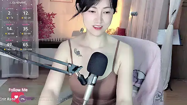 noomi-1111 online show from 24, 5, 2026