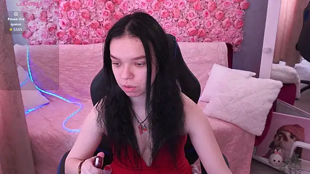 KatrinPearlsss online show from 8, 5, 2026