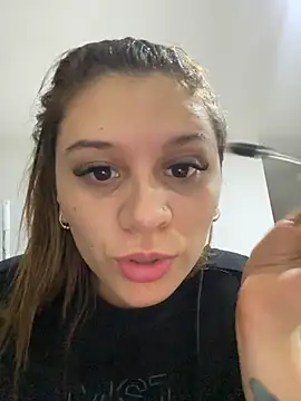 Alison parkerrr online show from 5, 4, 2026