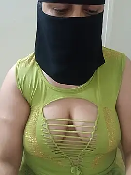 Snapshot of Amira_Egypt chatting on 1, 7, 2026 Amira Egypt online show from 1, 7, 2026