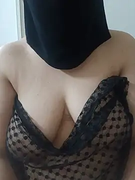 Snapshot of Amira_Egypt chatting on 9, 7, 2026 Amira Egypt online show from 9, 7, 2026