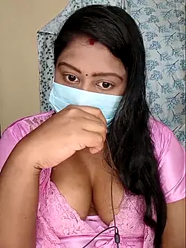 Snapshot of Romantic_Woman chatting on 23, 4, 2026 Romantic Woman online show from 23, 4, 2026