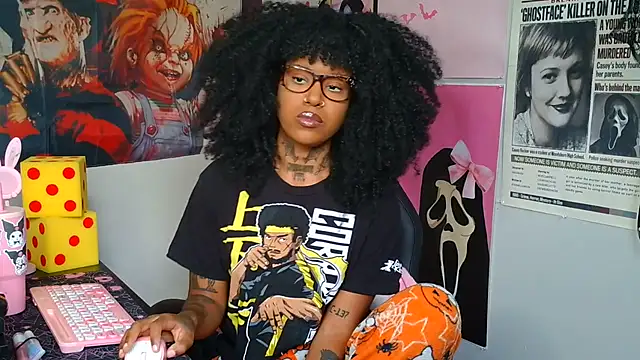 Snapshot of spookiebaddie chatting on 9, 7, 2026 spookiebaddie online show from 9, 7, 2026