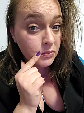 Snapshot of nika-W chatting on 6, 5, 2026 nika-W online show from 6, 5, 2026