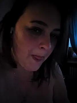 Snapshot of nika-W chatting on 18, 5, 2026 nika-W online show from 18, 5, 2026
