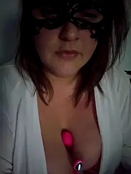 Snapshot of nika-W chatting on 15, 4, 2026 nika-W online show from 15, 4, 2026
