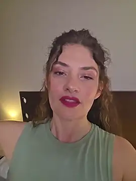 Snapshot of CelineBoyer_ chatting on 5, 7, 2026 CelineBoyer online show from 5, 7, 2026