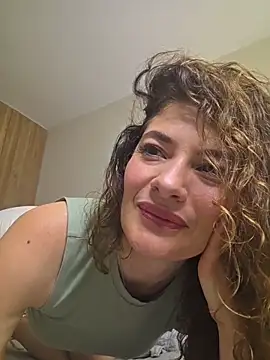 Snapshot of CelineBoyer_ chatting on 21, 6, 2026 CelineBoyer online show from 21, 6, 2026