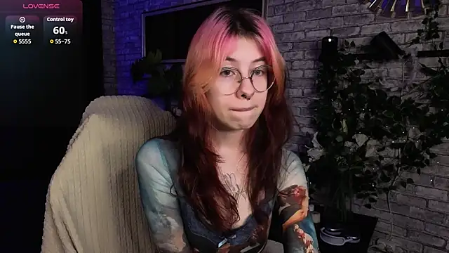 Alice Nyx online show from 16, 6, 2026