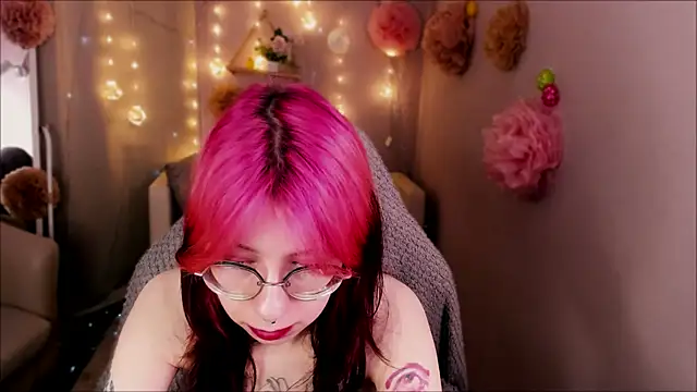 Alice Nyx online show from 16, 4, 2026