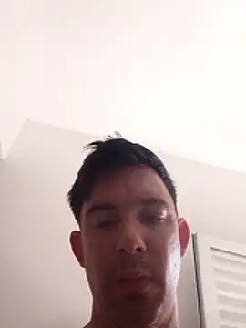 Roger1986  online show from 5, 4, 2026