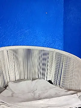 Snapshot of eroos_twink chatting on 4, 12, 2025 eroos twink online show from 4, 12, 2025