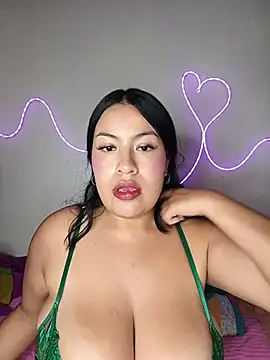 SerenaDupont  online show from 6, 5, 2026