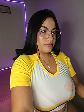 SerenaDupont  online show from 28, 6, 2026