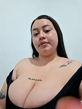 Stefiilove- online show from 8, 4, 2026